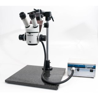 Wild Heerbrugg M715 surgical microscope with Schölly light source and light guide